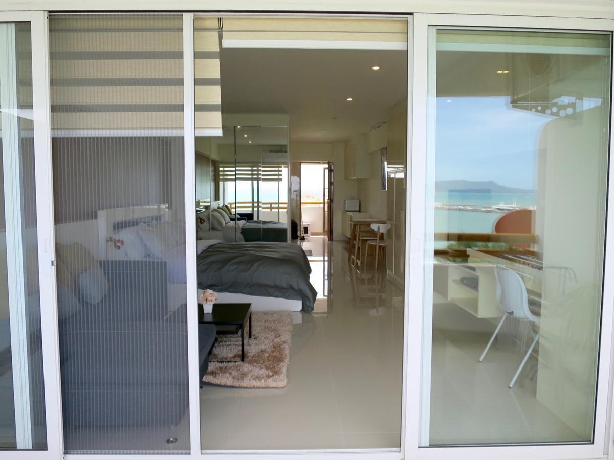 Sunshine Beach Condotel By Lux На Джомтьен Экстерьер фото